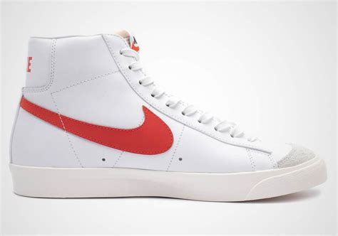 nike blazer rot damen 37|women's Nike Blazer low.